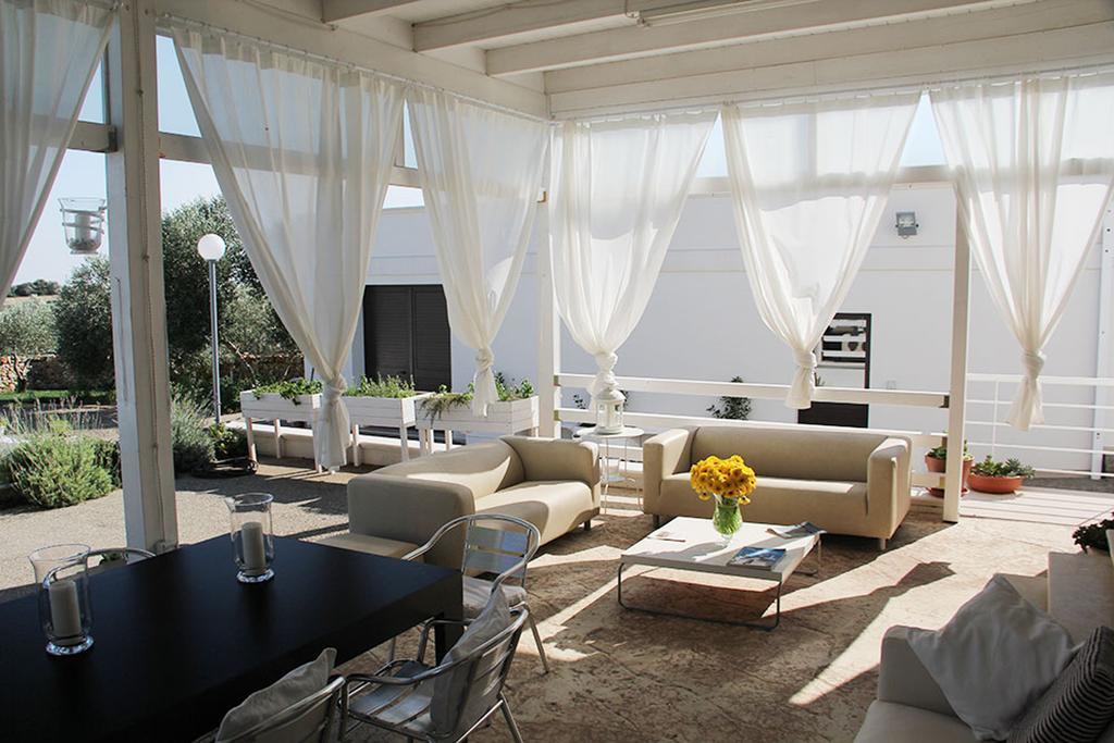 Relais Lali' Guest House Мотола Екстериор снимка