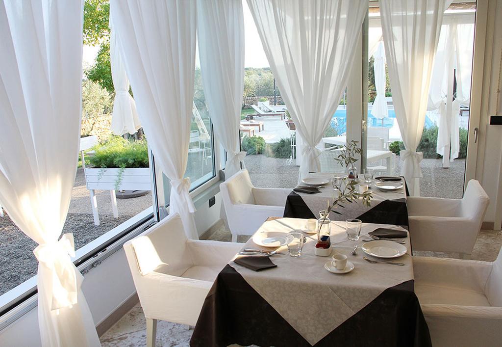 Relais Lali' Guest House Мотола Екстериор снимка