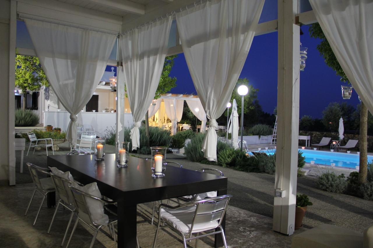 Relais Lali' Guest House Мотола Екстериор снимка