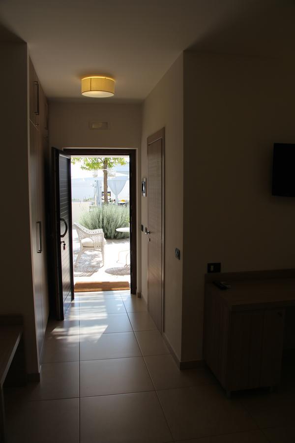 Relais Lali' Guest House Мотола Екстериор снимка